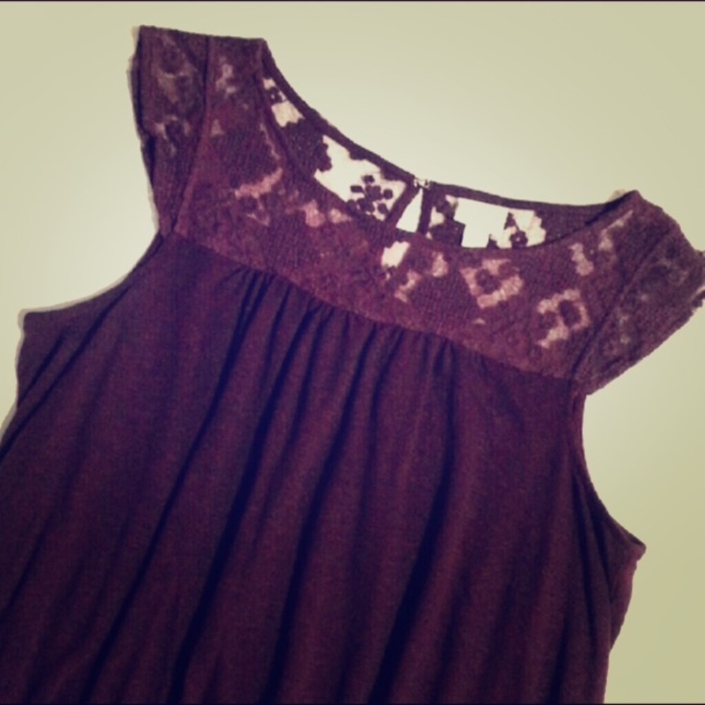 EUC Plum Purple Lace Collar Top